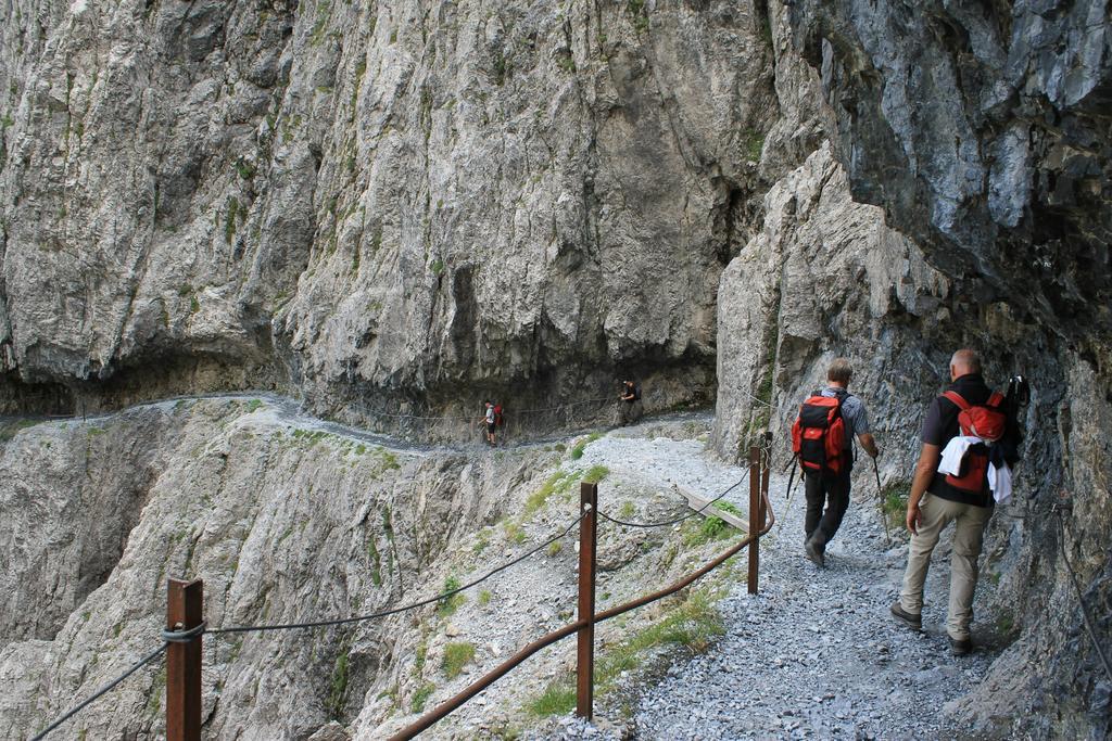 Apart Hotel Garni Alvetern Samnaun Bagian luar foto