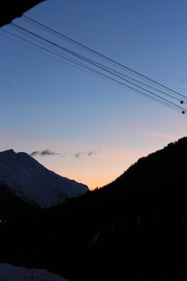 Apart Hotel Garni Alvetern Samnaun Bagian luar foto